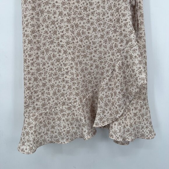 Altar'd State Women's Faux Wrapped Dress Taupe/Brown Size L NWT - Picture 4 of 9